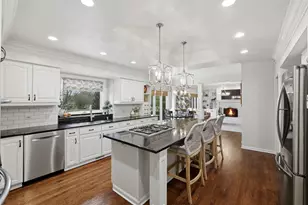 5701 Churchill Ln, Libertyville, IL 60048 - Photo 8