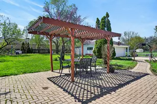 1931 Oakwood Rd, Northbrook, IL 60062 - Photo 20