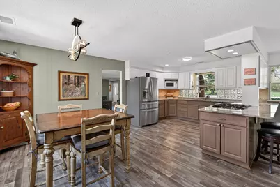 1931 Oakwood Road, Northbrook, IL 60062 - Photo 8