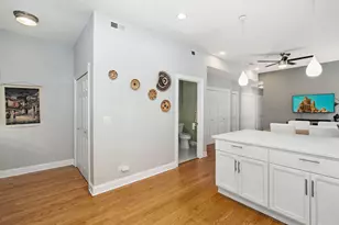 6122 S Greenwood Ave, Chicago, IL 60637 - Photo 10