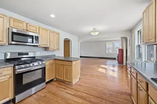1426 N Harrison St, Algonquin, IL 60102 - Photo 10