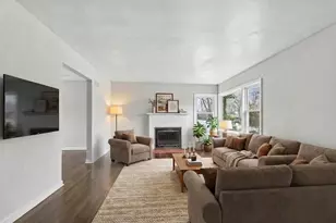 17917 Ashland Ave, Homewood, IL 60430 - Photo 2