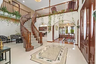 822 Coventry Ln, Oak Brook, IL 60523 - Photo 2