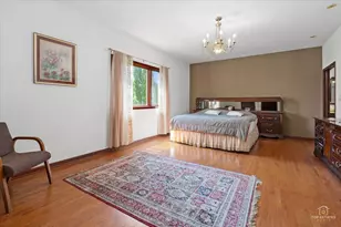 822 Coventry Ln, Oak Brook, IL 60523 - Photo 10