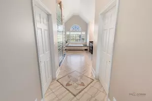 18 Tournament Dr N, Hawthorn Woods, IL 60047 - Photo 36