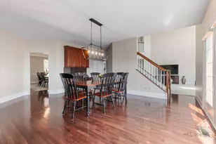 18 Tournament Dr N, Hawthorn Woods, IL 60047 - Photo 28
