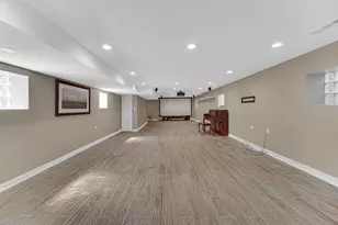 1915 Dewey Ave, Evanston, IL 60201 - Photo 16