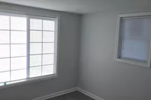 522 S Sumner Ave, Aurora, IL 60505 - Photo 8