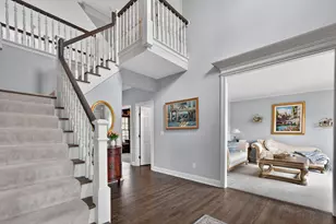 39W480 Abbey Glen Ct, Saint Charles, IL 60175 - Photo 6