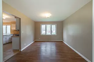 761 Cynthia Dr, Lake Holiday, IL 60548 - Photo 8