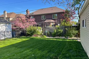7027 Foster St, Morton Grove, IL 60053 - Photo 20