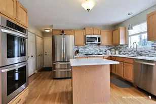6517 Donegal Ln, McHenry, IL 60050 - Photo 10