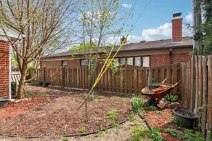 245 Amherst Ave, Des Plaines, IL 60016 - Photo 32
