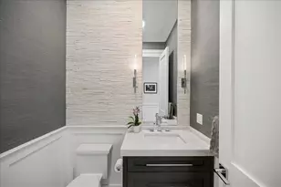 1121 Forest Ave, Wilmette, IL 60091 - Photo 28