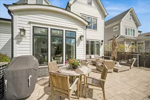 1121 Forest Ave, Wilmette, IL 60091 - Photo 58