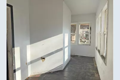 7939 S Escanaba Avenue, Chicago, IL 60617 - Photo 4