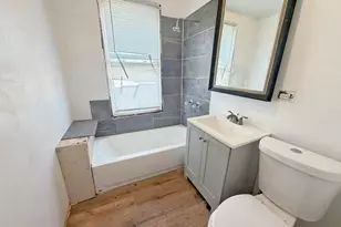 7939 S Escanaba Ave, Chicago, IL 60617 - Photo 16