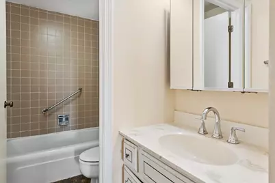 101 Bar Harbour Road #4L, Schaumburg, IL 60193 - Photo 16