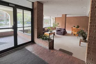 835 Judson Ave, Evanston, IL 60202 - Photo 2
