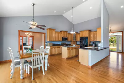 431 Patricia Lane, Hampshire, IL 60140 - Photo 8