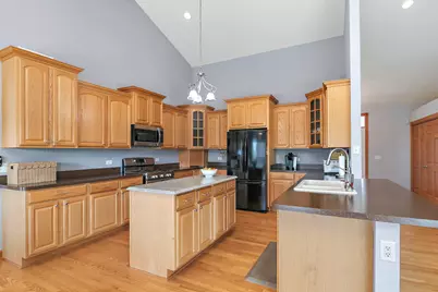 431 Patricia Lane, Hampshire, IL 60140 - Photo 10