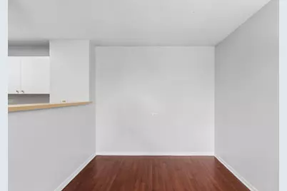 5550 Astor Lane #303, Rolling Meadows, IL 60008 - Photo 6