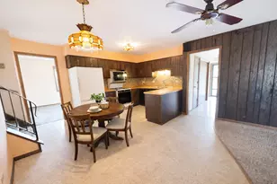 8500 170th Pl, Tinley Park, IL 60487 - Photo 4