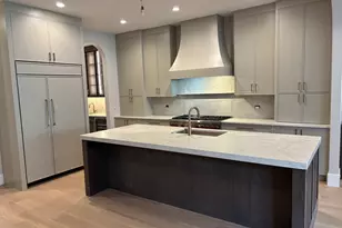1841 W Newport Ave, Chicago, IL 60657 - Photo 6