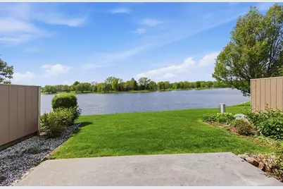 670 Versailles Circle #D, Elk Grove Village, IL 60007 - Photo 28