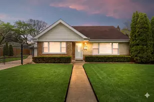 11226 Mandel Ave, Westchester, IL 60154 - Photo 2