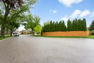 11226 Mandel Ave, Westchester, IL 60154 - Photo 20