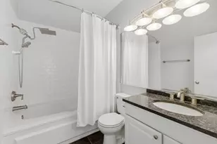 1840 W Diversey Pkwy, Chicago, IL 60614 - Photo 12