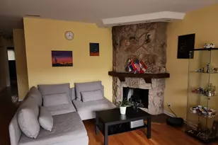 1405 Clairmont Ct, Vernon Hills, IL 60061 - Photo 8