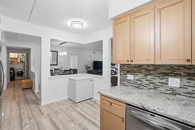 1378 Perry Street #206, Des Plaines, IL 60016 - Photo 6