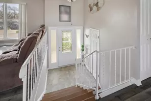 1236 Corley Dr, Elgin, IL 60120 - Photo 2