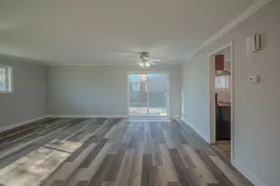 101 Edgehill Dr, Bolingbrook, IL 60440 - Photo 10