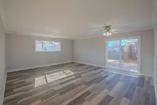 101 Edgehill Dr, Bolingbrook, IL 60440 - Photo 6
