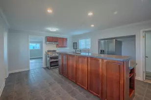 101 Edgehill Dr, Bolingbrook, IL 60440 - Photo 8