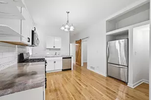 3254 W Hirsch Ave, Chicago, IL 60651 - Photo 14