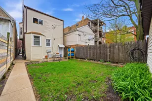 3254 W Hirsch Ave, Chicago, IL 60651 - Photo 4