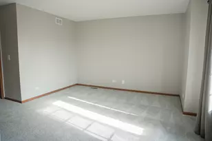 7 Gladys Ct, South Elgin, IL 60177 - Photo 12