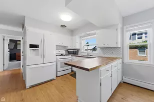 2918 N 75th Ct, Elmwood Park, IL 60707 - Photo 14