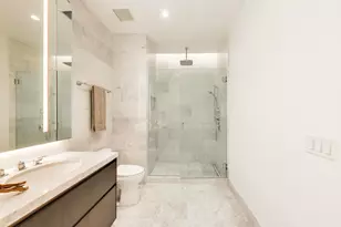 363 E Wacker Dr, Chicago, IL 60601 - Photo 16