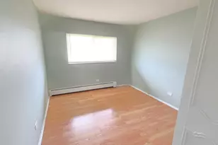 1557 Jill Ct, Glendale Heights, IL 60139 - Photo 12