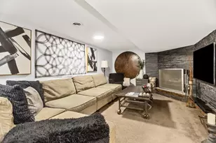3923 W 106th St, Chicago, IL 60638 - Photo 14