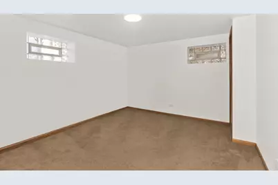 3923 W 106th Street, Chicago, IL 60638 - Photo 16