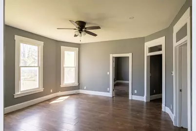 902 W Grove Street, Bloomington, IL 61701 - Photo 16