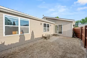 1605 Longwood Dr, Sycamore, IL 60178 - Photo 34