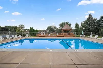1605 Longwood Drive, Sycamore, IL 60178 - Photo 40