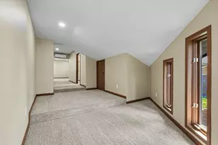 2 Walton Pl, Normal, IL 61761 - Photo 24